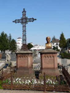 Monument funéraire