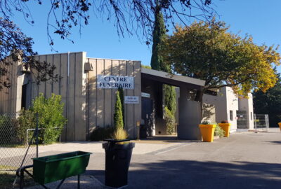 Le crématorium du centre funéraire d'Orange - Le cimetière le plus étonnant et le plus intéressant de la ville !